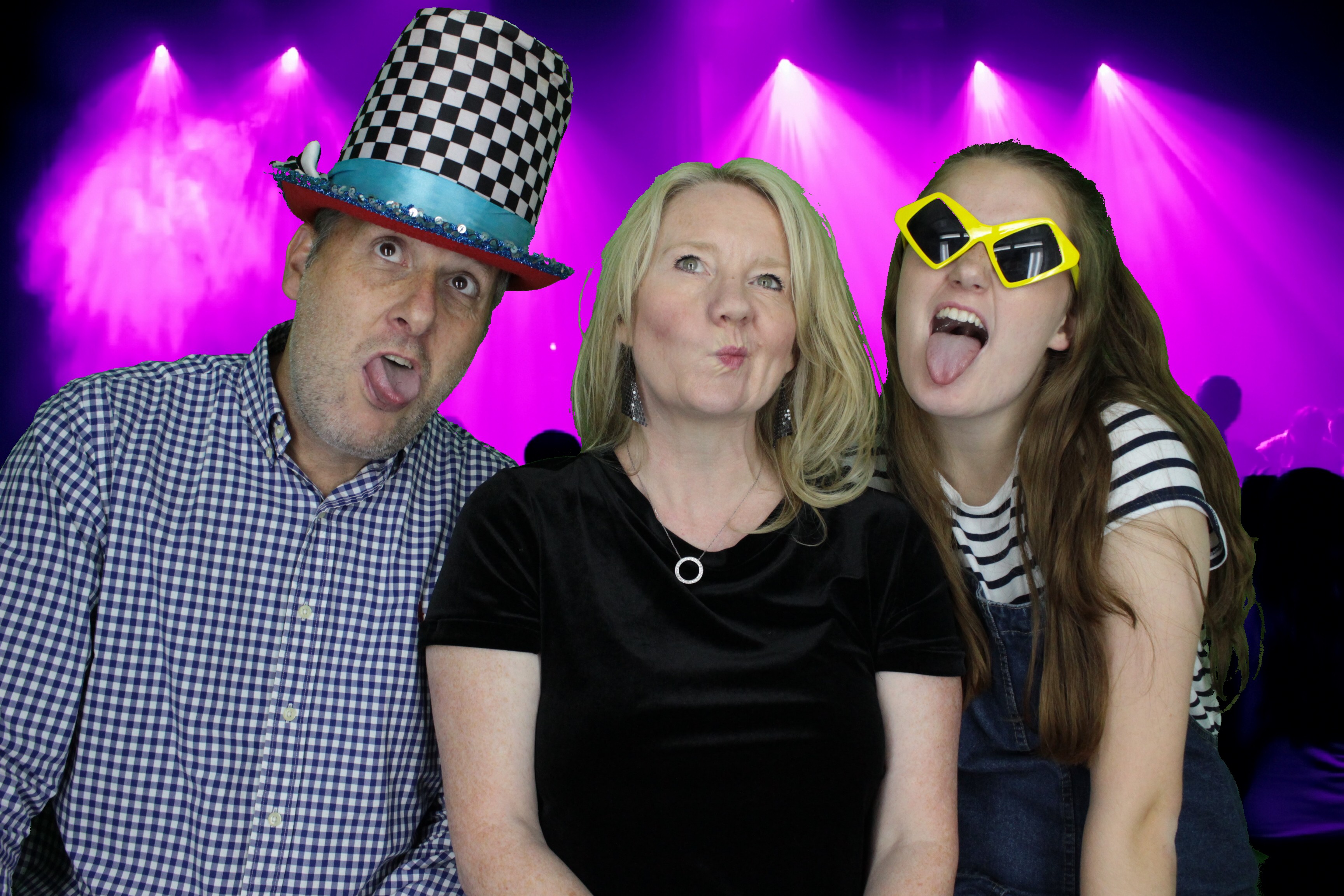 Simon's 50th Birthday | View more photos from the event at gallery.myphotoboothexperience.co.uk/u/MyPhotoBoothExperienceLtd/Simons-50th-Birthday